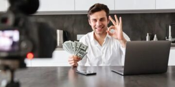 Депутат предложил блокировать казахстанских пранкеров в соцсетях