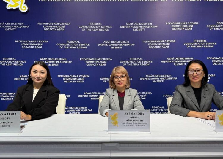 В Абайской области в полном объёме реализуют закон «О статусе педагога»