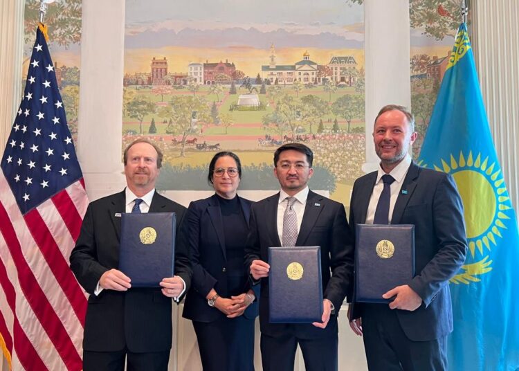 Казахстан, Clearbrook и AG-Tech создадут завод по производству систем хранения энергии