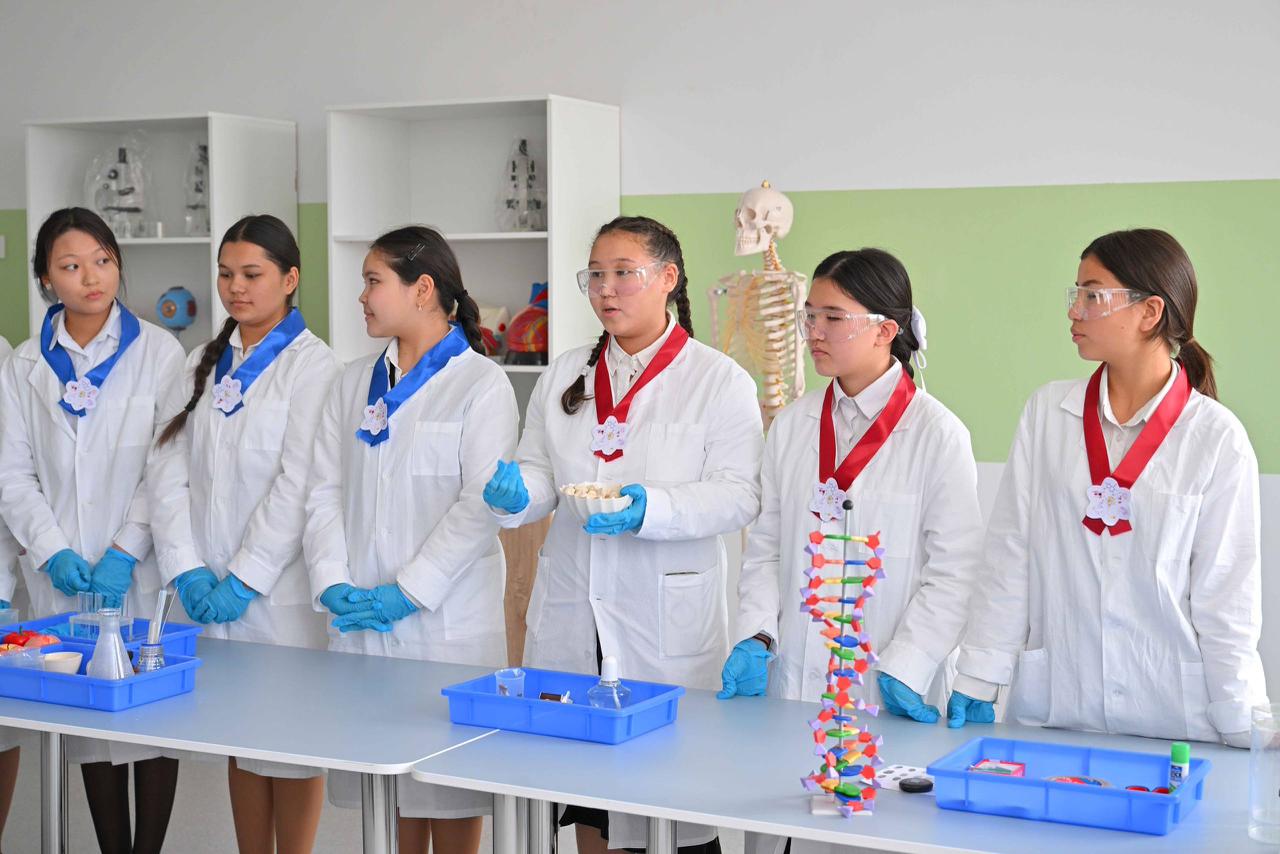 В Аягозе открылась современная школа на 600 мест