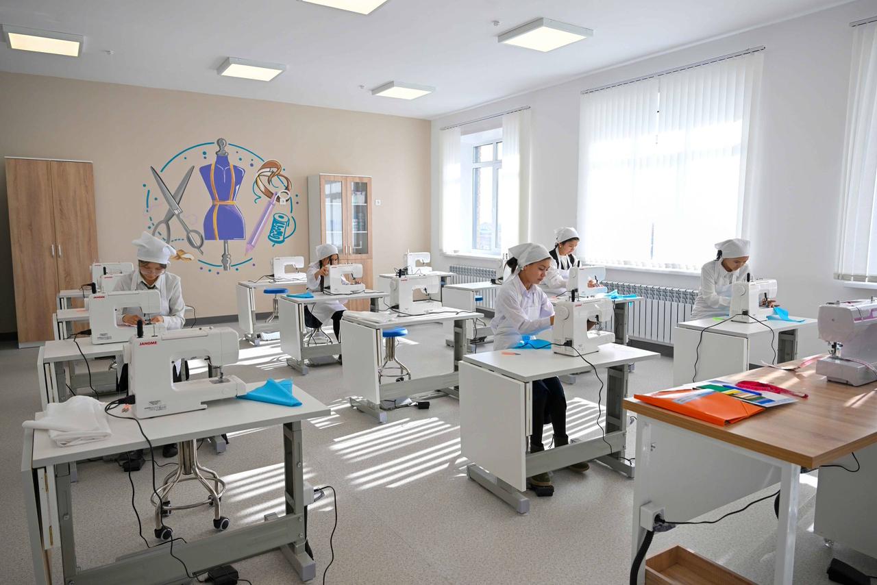 В Аягозе открылась современная школа на 600 мест