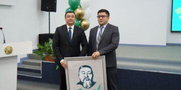 В Семее отметили 20 летие Центров обслуживания населения