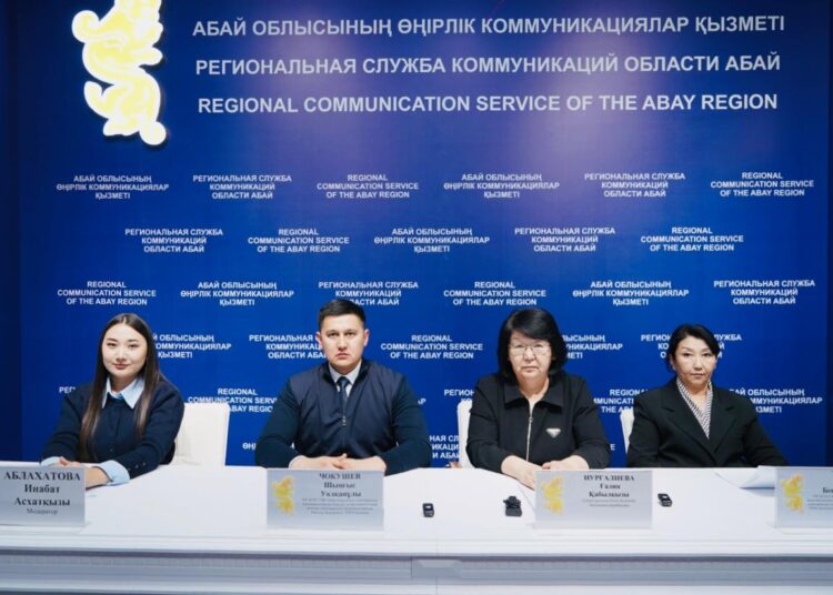 В Семее более 35 тысяч человек были привиты против гриппа