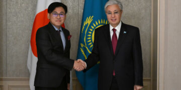 Касым-Жомарт Токаев принял главу компании Rakuten Group Хироши Микитани