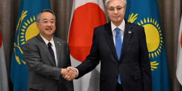 Глава государства принял президента компании Sumitomo Шинго Уэно