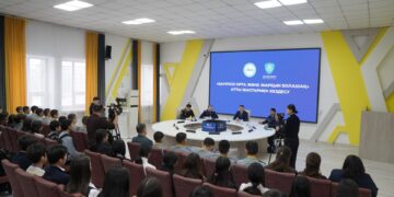 Соблюдение закона как личный выбор: открытый разговор со студентами состоялся в области Абай