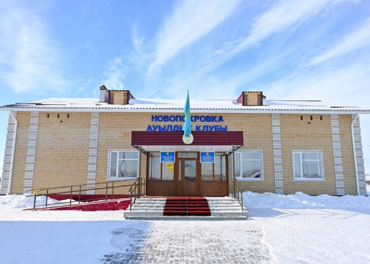 В селе Камышенка Бородулихинского района открылся клуб на 100 мест