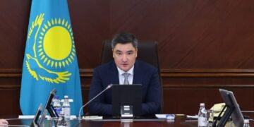 Подготовка к вегетационному сезону 2026 года: Олжас Бектенов поставил перед акимами задачу по диверсификации структуры посева с сокращением доли водозатратных культур