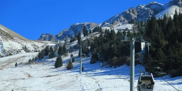 Токаев раскритиковал экотуризм в горах Алматы: Дальше презентаций дело не идет