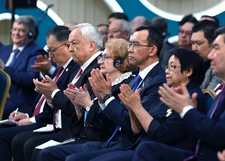 Токаев: Парламент предлагается наделить правом избирать судей Верховного суда