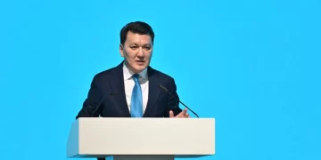 Это уже не правки, а новый смысл: Ерлан Карин о Конституции