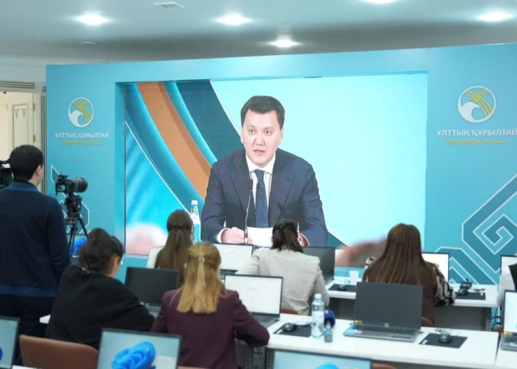 По итогам Курултая в Бурабае принято 6 законов и начата работа над 10 законопроектами — Ерлан Карин