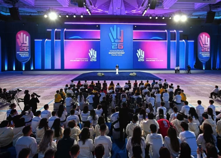 50 тысяч волонтеров плечом к плечу со спасателями противостояли стихии — Токаев о паводках