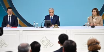 Президент потребовал выявить бенефициаров коррупционных схем в соцсфере