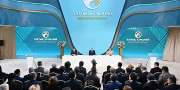 Глава государства отметил экономические достижения Казахстана и роль граждан в развитии страны