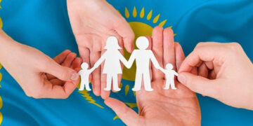 Ценности брака и семьи усилят на конституционном уровне в Казахстане