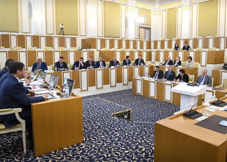 Гульзира Атабаева: Закрепление светского характера образования имеет принципиальное значение для молодежи Казахстана