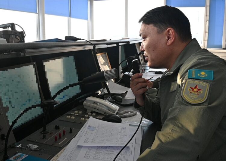 В Абайском гарнизоне прошли плановые учебно-тренировочные полёты