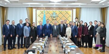 ПОЛИТИЧЕСКАЯ МОДЕРНИЗАЦИЯ И НОВАЯ КОНСТИТУЦИОННАЯ МОДЕЛЬ: ЗАСЕДАНИЕ ДИАЛОГОВОЙ ПЛОЩАДКИ «ҰЛТТЫҚ МҮДДЕ» ПРОШЛО В СЕНАТЕ