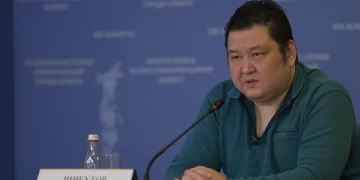 Политолог Марат Шибутов публично опроверг слухи, домыслы и фейки о новой Конституции