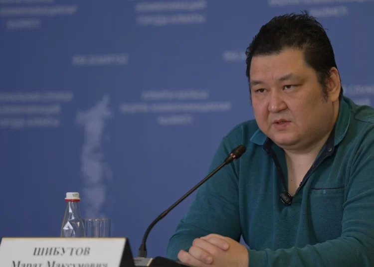 Политолог Марат Шибутов публично опроверг слухи, домыслы и фейки о новой Конституции
