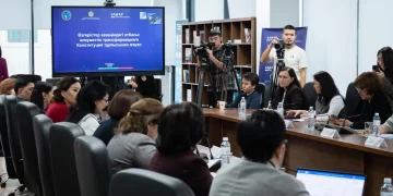 Обсуждены нормы о браке и семье в новом проекте Конституции