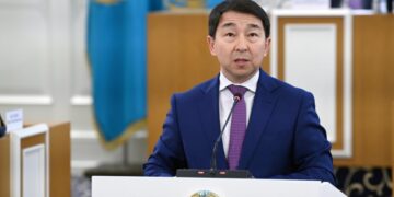 В проект новой Конституции внесена норма, закрепляющая тенге в качестве национальной валюты — Бакыт Нурмуханов