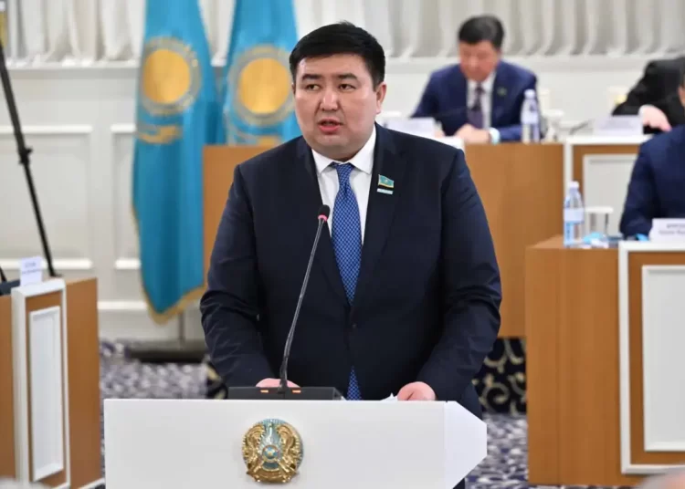 Казахстанцы поддерживают 98% положений новой Конституции – Елнур Бейсенбаев