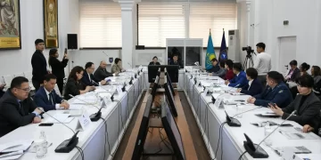 В КазНУ прошли академические слушания с участием депутатов Парламента