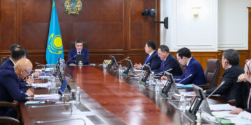 Инвестиции и инфраструктура: Премьер-министр провел заседание Совета по развитию Alatau City в рамках поручений Главы государства