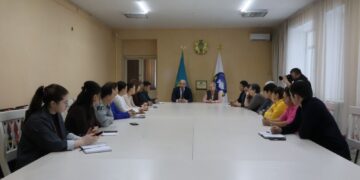 «Единство и согласие — прочная основа новой Конституции»