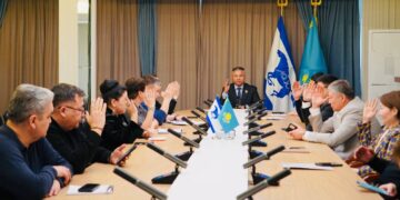 В Центральном офисе Демократической партии «Ак жол» состоялось совместное заседание президиума Нацсовета и парламентской фракции