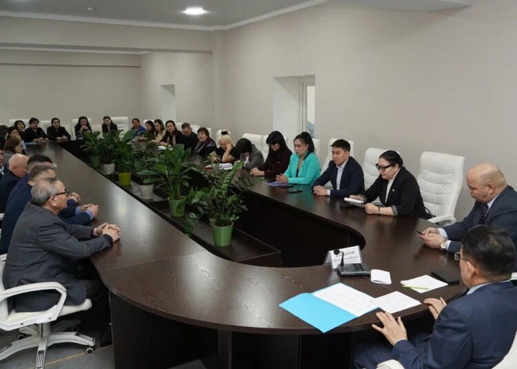 В ОБЛАСТИ АБАЙ СОСТОЯЛСЯ ДИАЛОГ ШАЛКАРА БАЙБЕКОВА С ДИРЕКТОРАМИ КОЛЛЕДЖЕЙ ПО ПРОЕКТУ КОНСТИТУЦИИ