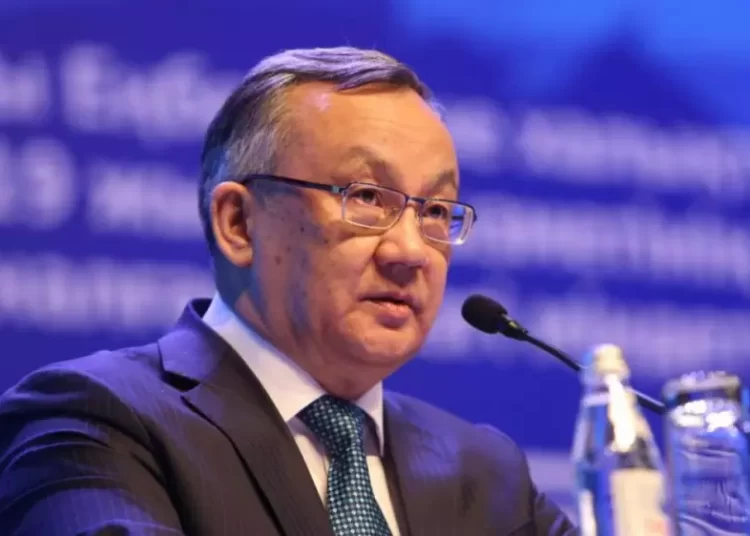 Федерация профсоюзов Казахстана поддержала проект новой Конституции