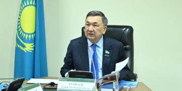 Фракция партии «Ауыл» обсудила проект изменений в Конституцию Казахстана