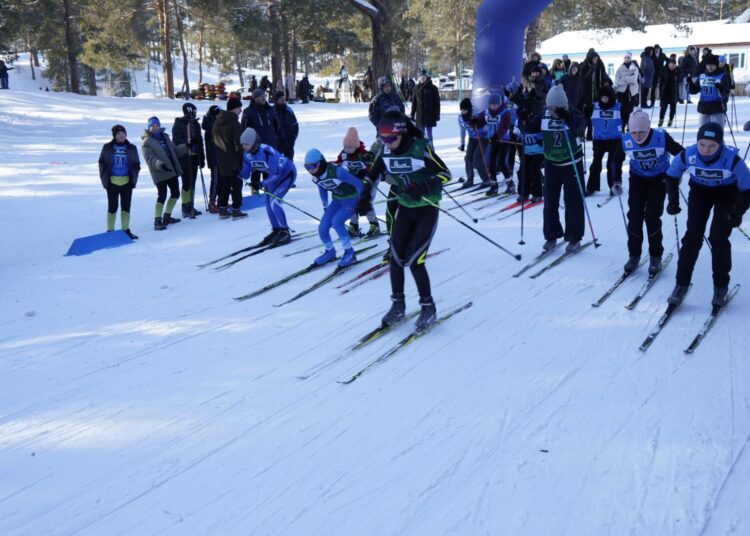 Спортивные ценности: в Семее лыжня объединила поколения против экстремизма