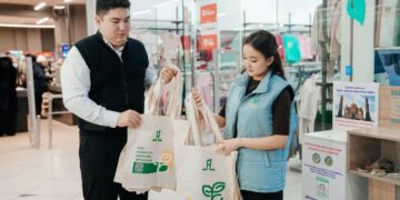 Таза Казахстан: В области Абай прошла акция «Эко культура: Выбирай шоппер!»