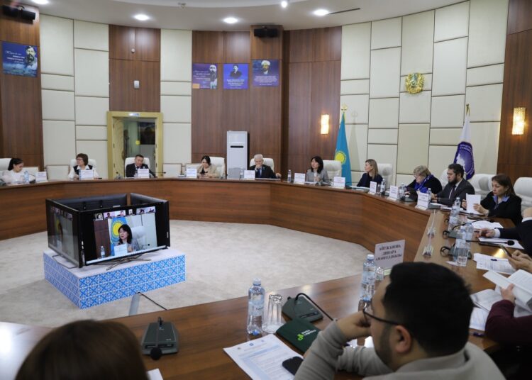 Эксперты Научно-экспертного совета АНК единогласно поддержали новую Конституцию