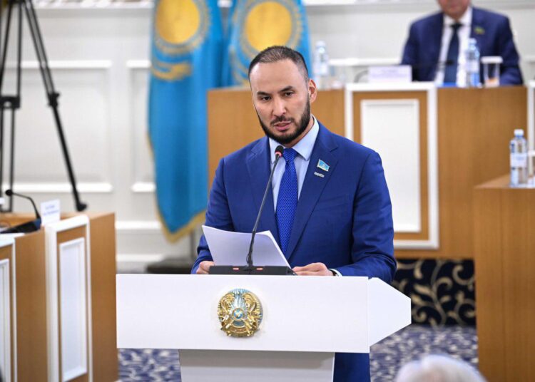 Партия «Respubliсa» поддерживает проект новой Конституции – Айдарбек Ходжаназаров