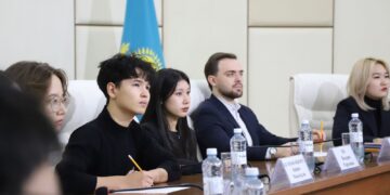 Астане состоялось заседание РОО «Ассамблея жастары» в поддержку проекта новой Конституции