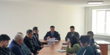 О ПРОВЕДЕНИИ СОВЕЩАНИЯ ПО ВОПРОСАМ ИЗМЕНЕНИЙ В КОНСТИТУЦИЮ РЕСПУБЛИКИ КАЗАХСТАН В ЧАСТИ ПРЕДПРИНИМАТЕЛЬСКОЙ ДЕЯТЕЛЬНОСТИ