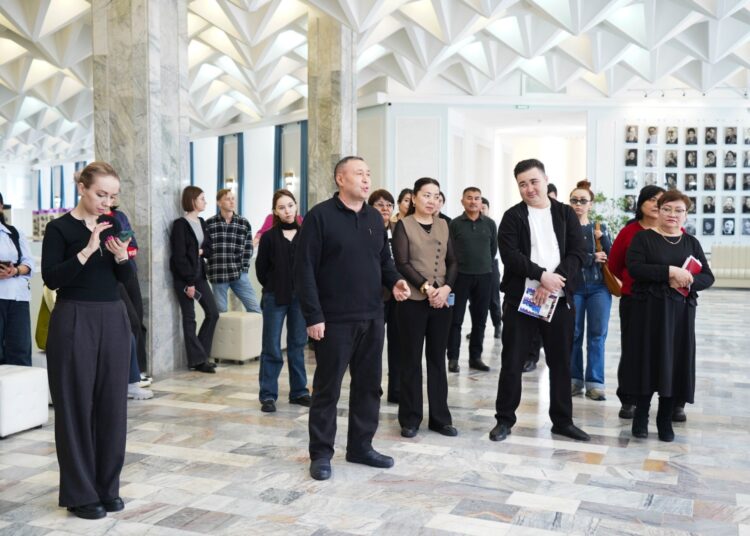 Новая Конституция и культура: залог духовной безопасности и национальной идентичности