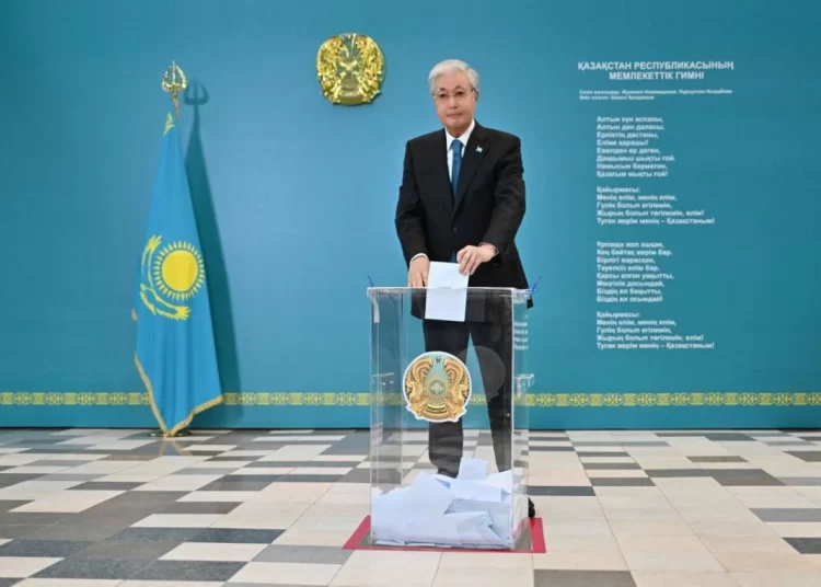 Президент Касым-Жомарт Токаев проголосовал на республиканском референдуме