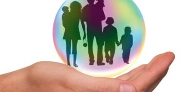 Порядка 114 млрд тенге получили многодетные семьи и награжденные матери в виде пособий с начала 2026 года