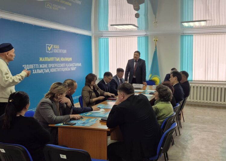 Жители и трудовые коллективы Жарминского района объединились в поддержку новой Конституции