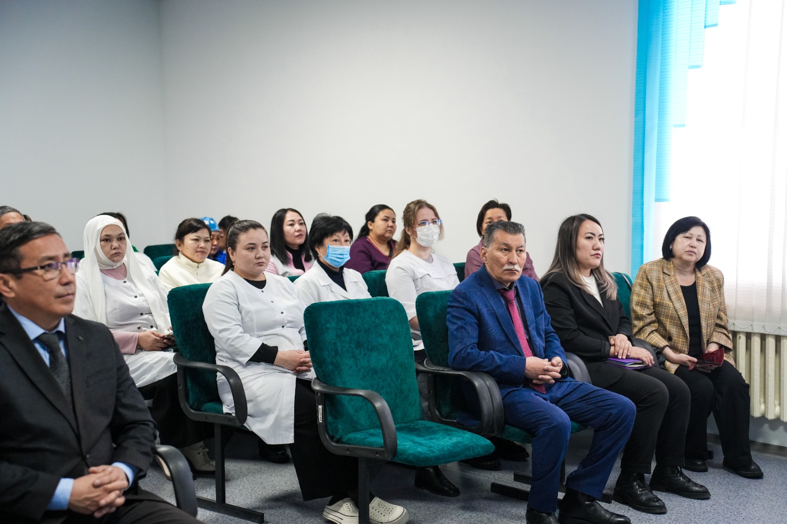 На пути к Справедливому Казахстану: жители Бескарагайского района поддержали проект новой Конституции