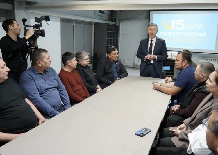 В ОБЛАСТИ АБАЙ ОБСУДИЛИ ПРОЕКТ НОВОЙ КОНСТИТУЦИИ С КОЛЛЕКТИВОМ ТОО «ARAI EAST FOOD»