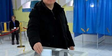 Сотрудники Национального ядерного центра приняли участие в референдуме