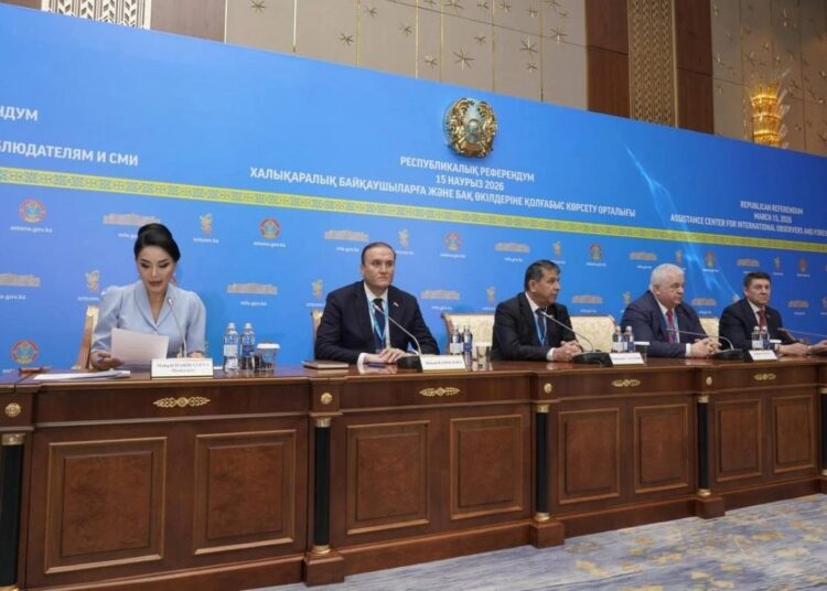 Казахстан как пример для подражания: международные наблюдатели высоко оценили проведение референдума