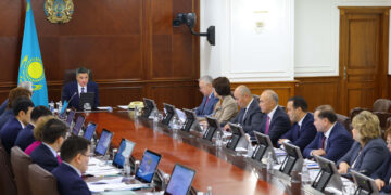 Олжас Бектенов провел заседание Совета отечественных предпринимателей по вопросам развития фармацевтической и медицинской промышленности